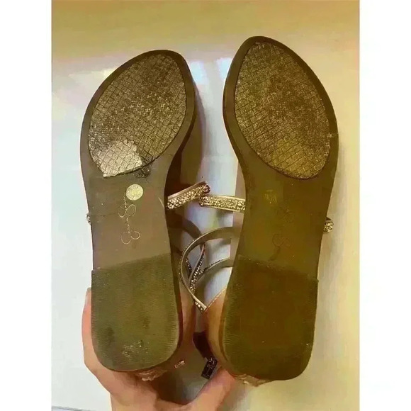 Jessica Simpson Cammie Splittoe Ankle Strap Sandal Gold Size 7.5 Beaded - Picture 8 of 9